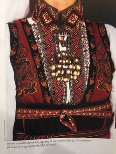 Шведская вышитая рубашка Шведська вишиванка